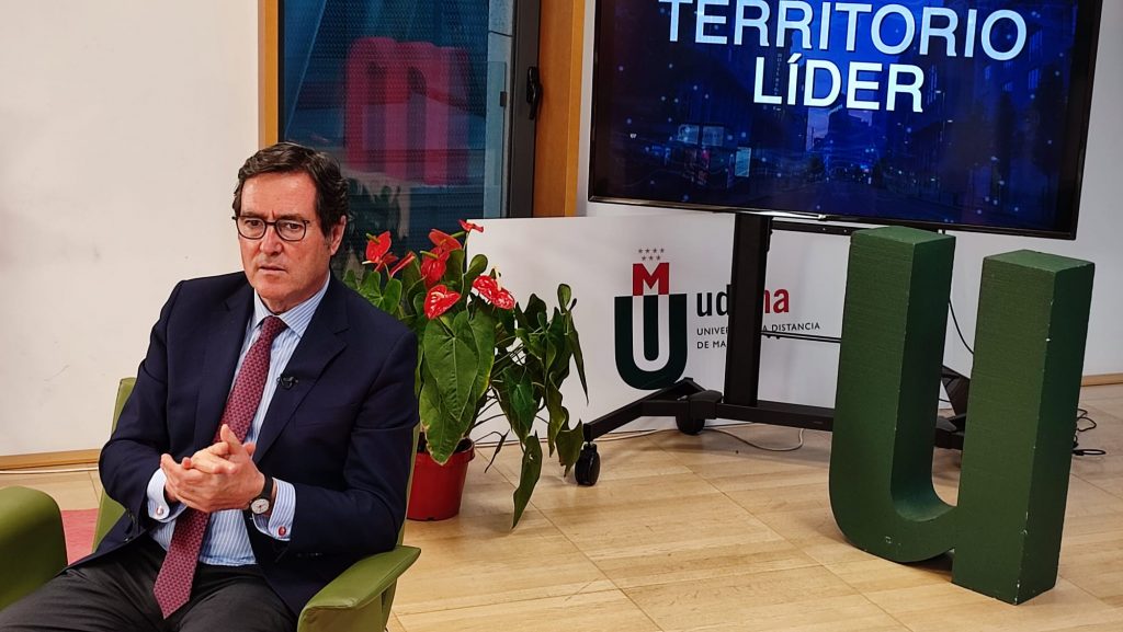 Antonio Garamendi (CEOE): “El empresario con cara y ojos es el que baja las persianas”