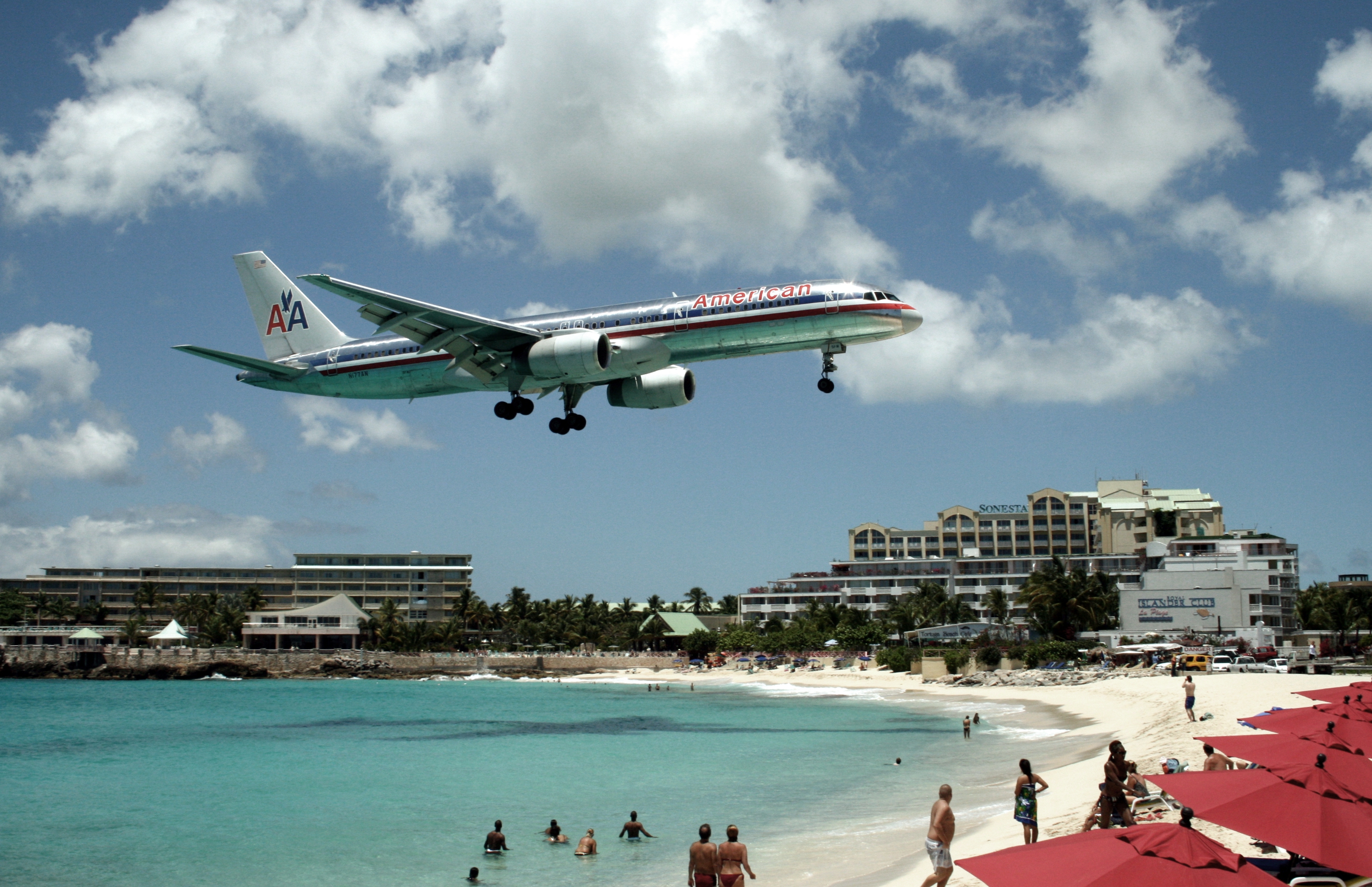 Vuelo + hotel + alquiler de vehículo on-line: Las reformas que vienen en la regulación de viajes combinados