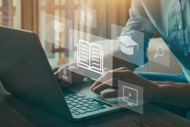 Más allá de MOODLE, plataformas de tecnología educativa