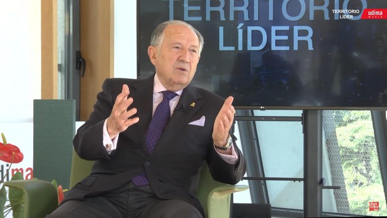 Félix Sanz Roldán: “Reivindico nuestra historia y trataría de convencer a los demás de su grandeza”