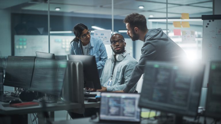 Factores que provocan el auge de la industria del software en América Latina