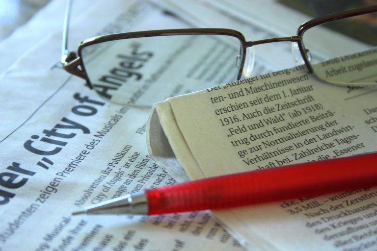 Información auténtica en un mundo de desinformación: estrategias inteligentes para evaluar la credibilidad de las fuentes