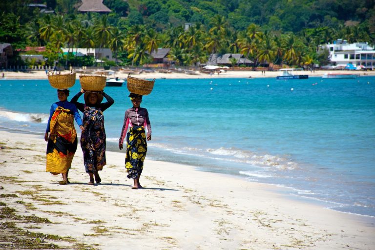 Cómo viajar a Madagascar sin poner en riesgo tu salud