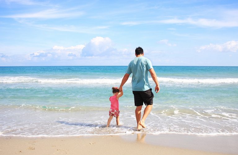 Ahorrar dinero durante las vacaciones es posible